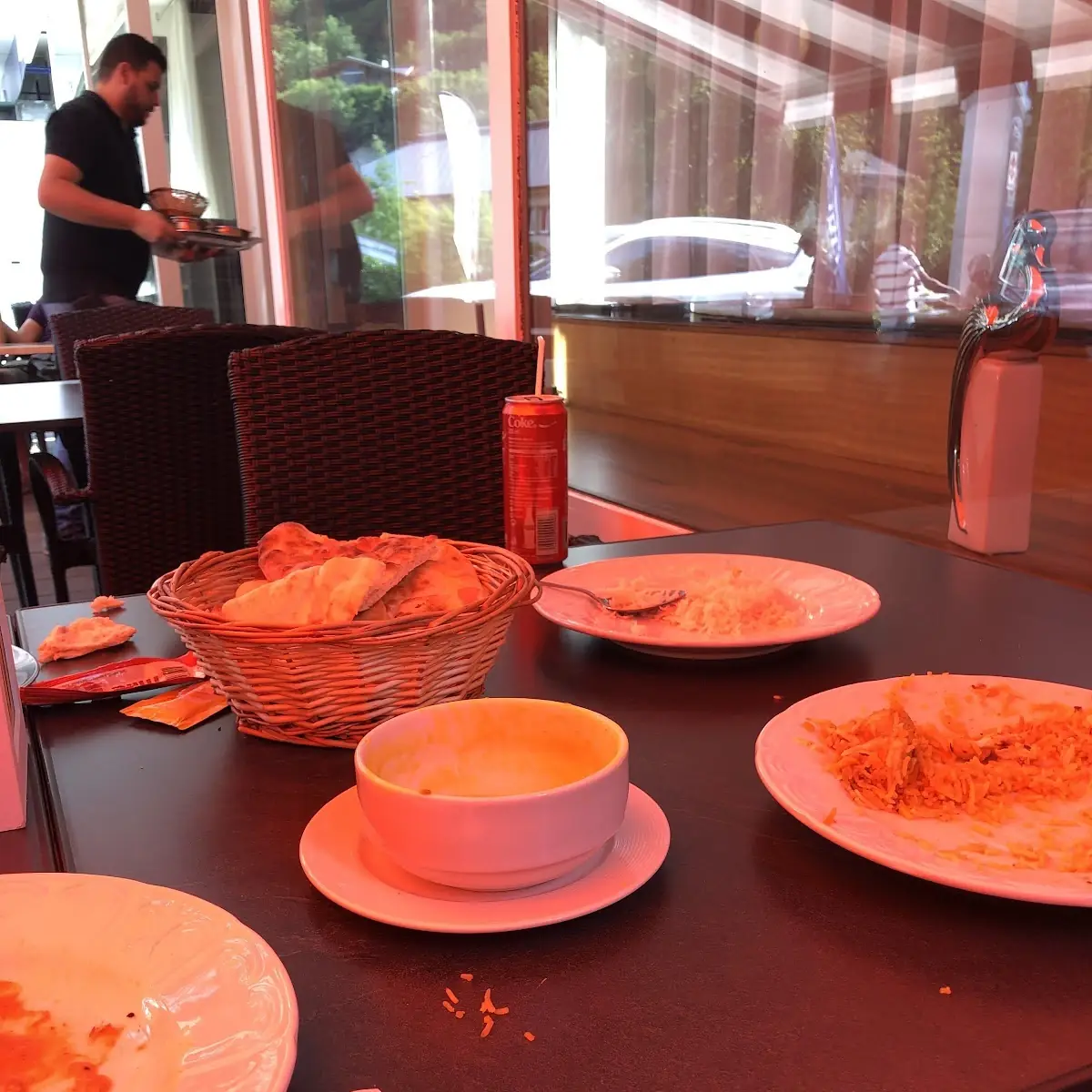 شوربة عدس وبرياني دجاج